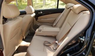 雪佛兰景程示宽灯怎么更换 雪佛兰景程