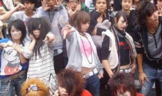 葬爱家族和杀马特有什么区别 杀马特家族创始人