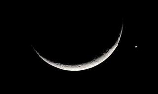 金星合月现象多久发生一次 多地夜空上演金星伴月